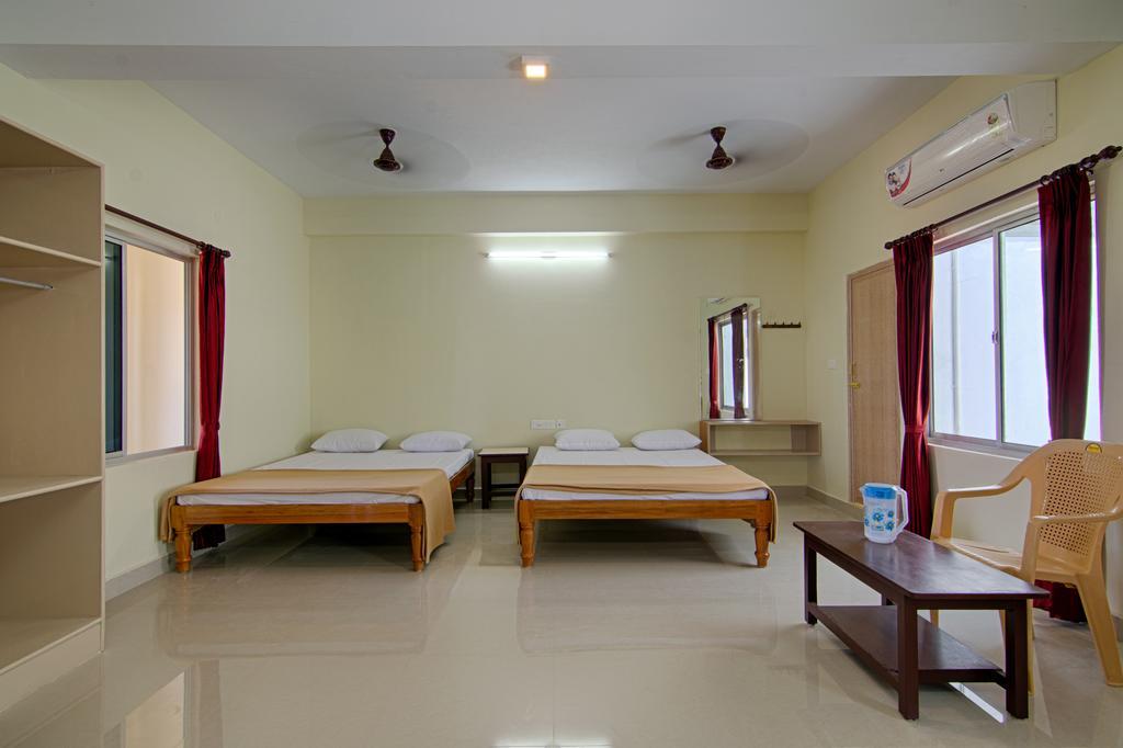 Ganesh Residency Hotel Pondicherry Ruang foto